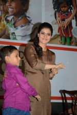 Kajol at Help a child campaign in Mumbai on 27th Aug 2013 (12).JPG